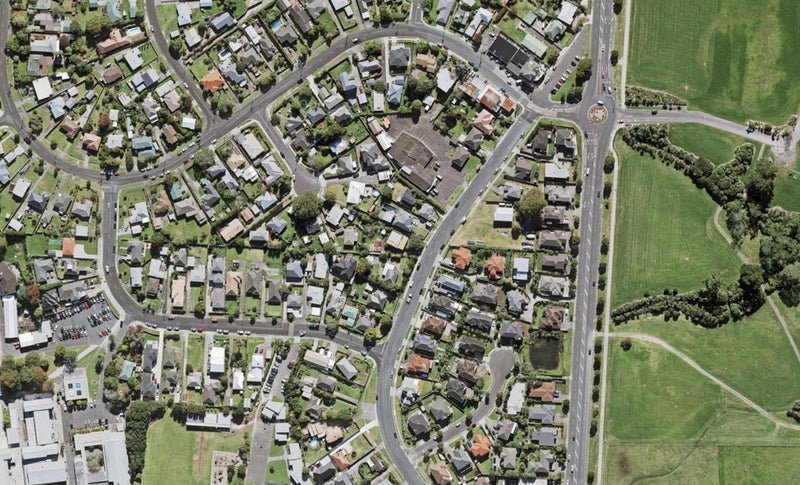 1/442 Old Te Atatu Road, Te Atatu Peninsula, Auckland - Carousel 1