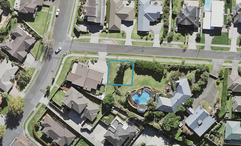 1A Lemon Grove Lane, Greenhithe, Auckland - Carousel 1