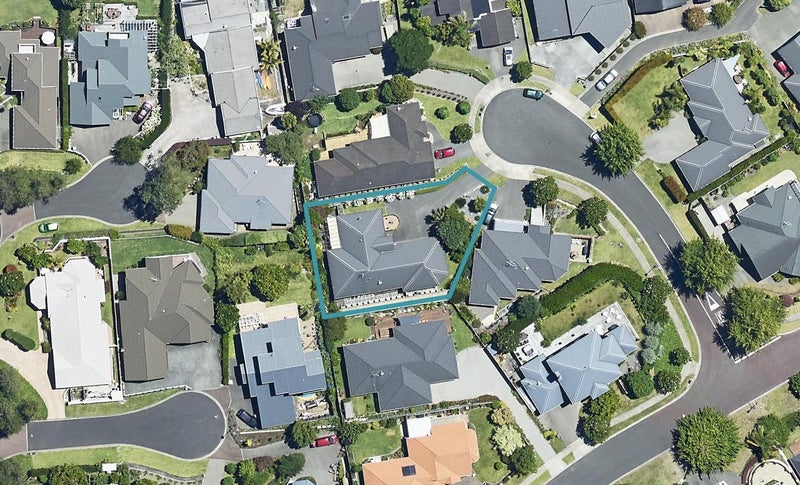 7 St Clements Grove, Bethlehem, Tauranga - Carousel 1
