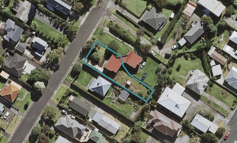 15 Kawau Road, Greenlane, Auckland - Carousel 1