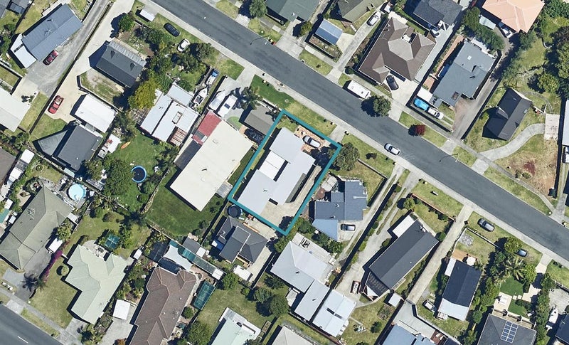 212A Range Road, Papamoa Beach, Papamoa - Carousel 1