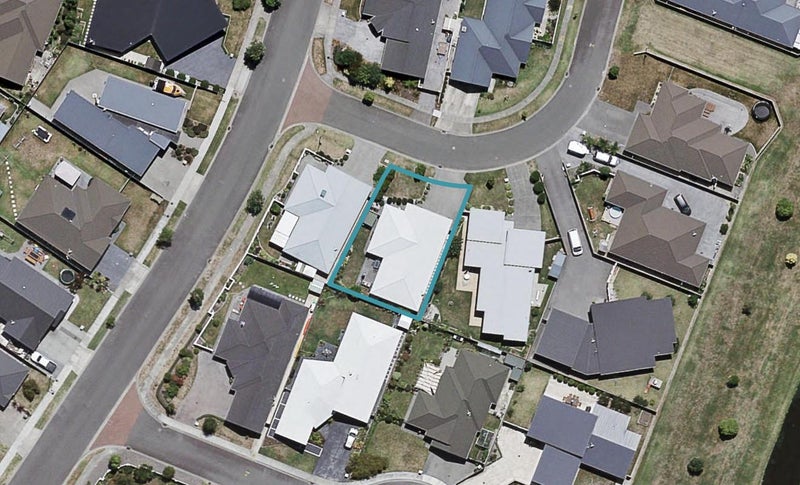 2A Pania Place, Poraiti, Napier - Carousel 1