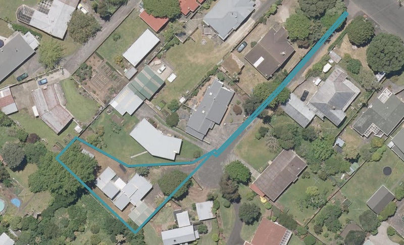 9D Gonville Avenue, Gonville, Whanganui - Carousel 1
