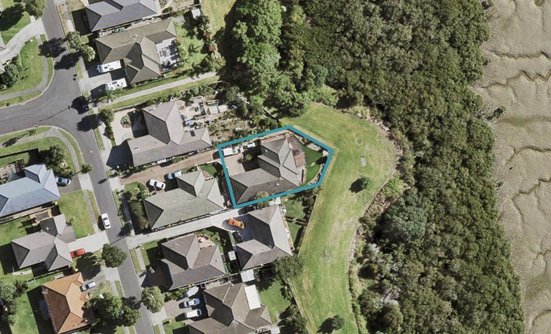 85A Waimahia Avenue, Weymouth, Auckland - Carousel 1