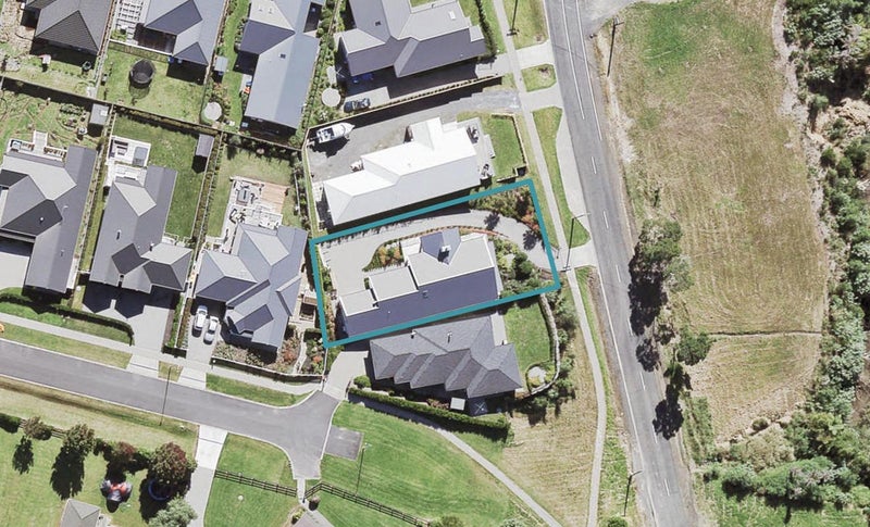 6 York Terrace, Riverhead, Riverhead - Carousel 1