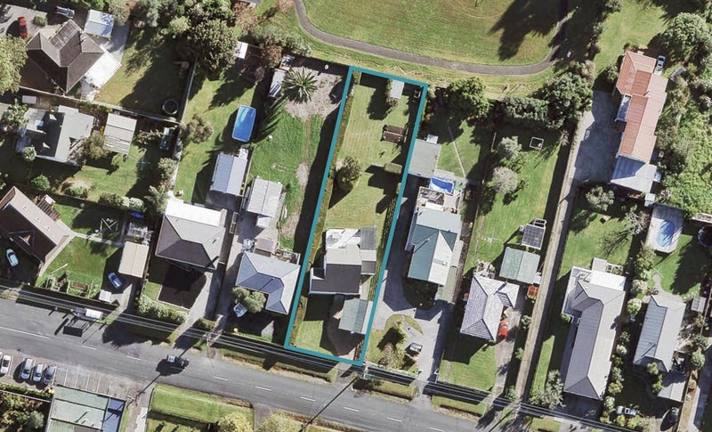 8 Puriri Road, Whenuapai, Auckland - Carousel 1