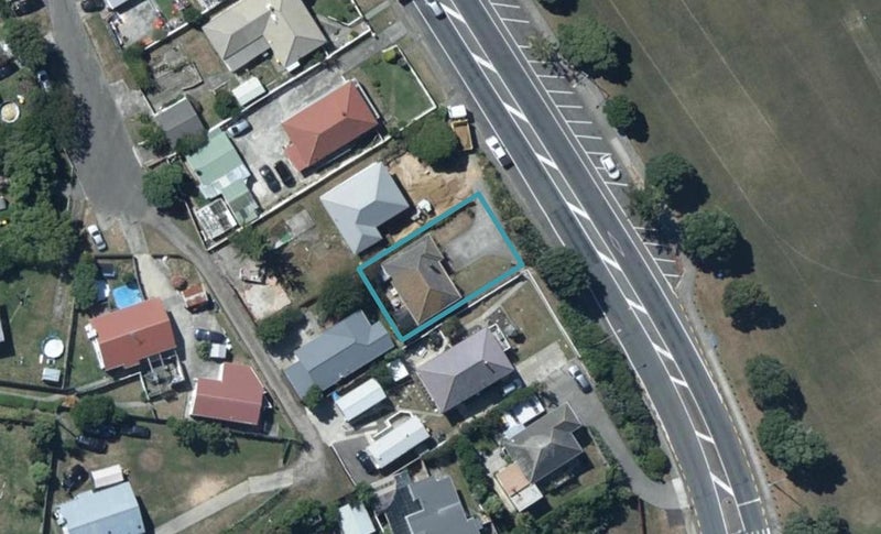 136 Main Road, Titahi Bay, Porirua - Carousel 1