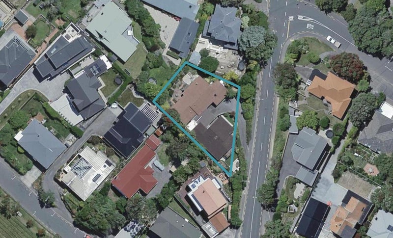 60B Cockayne Road, Khandallah, Wellington - Carousel 1