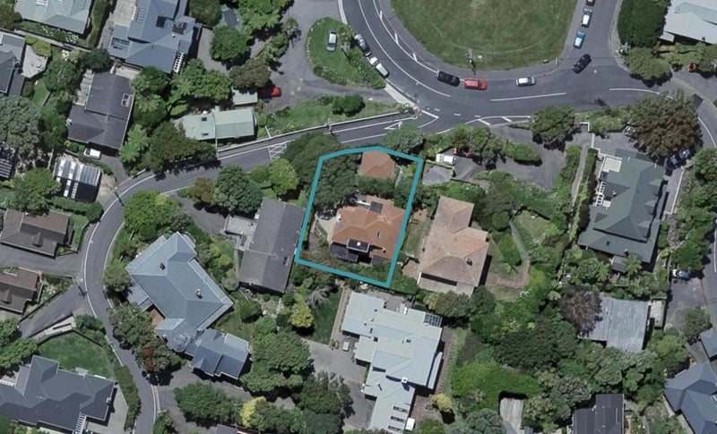 1 Roscoe Terrace, Wadestown, Wellington - Carousel 1