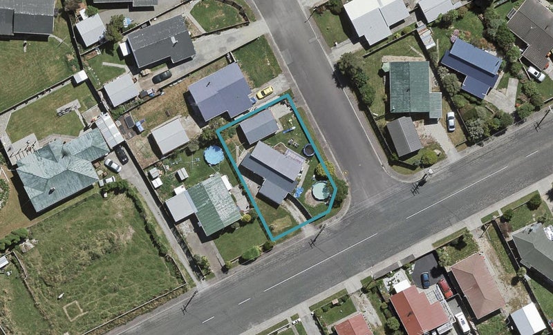 18 Avon Road, Clifton, Invercargill - Carousel 1