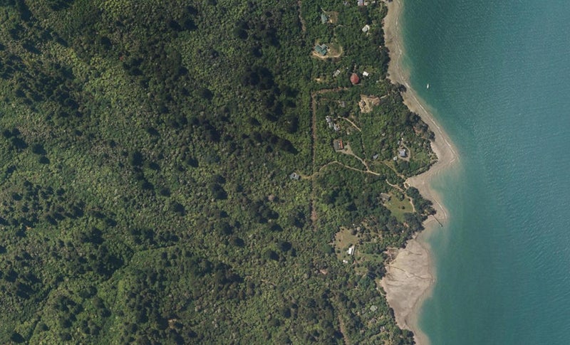 460 Whatanihi Pelorus, WHATANIHI BAY, HAVELOCK - Carousel 1