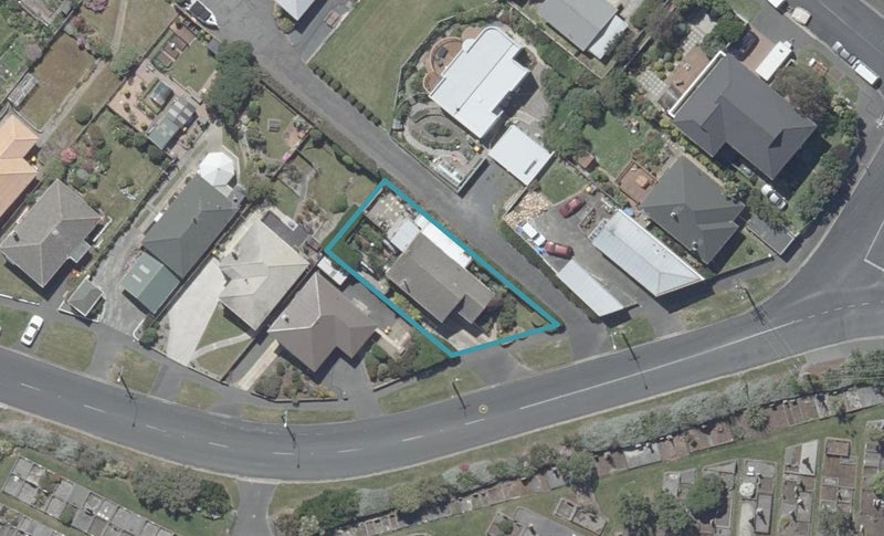 139 Tahuna Road, Andersons Bay, Dunedin - Carousel 1