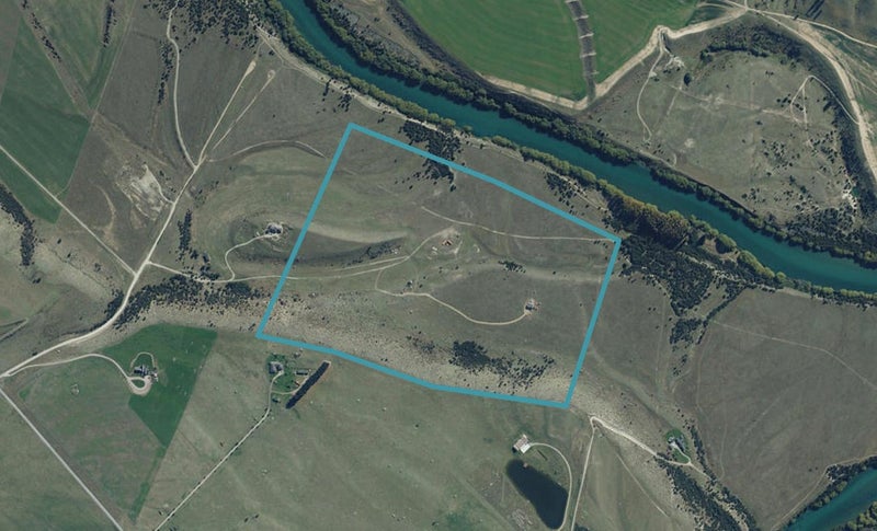218 Stevenson Road, Wānaka - Carousel 1