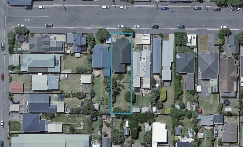 10 Apu Crescent, Lyall Bay, Wellington - Carousel 1