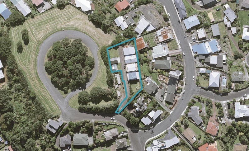 24 Scott Street, Moturoa, New Plymouth - Carousel 1