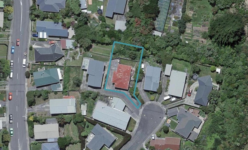 9 Beverley Grove, Paparangi, Wellington - Carousel 1
