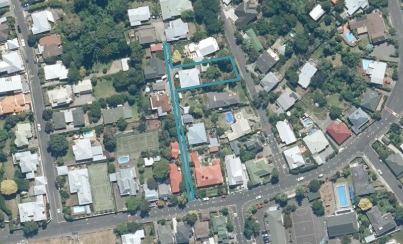 4 Finnis Lane, Hospital Hill, Napier - Carousel 1
