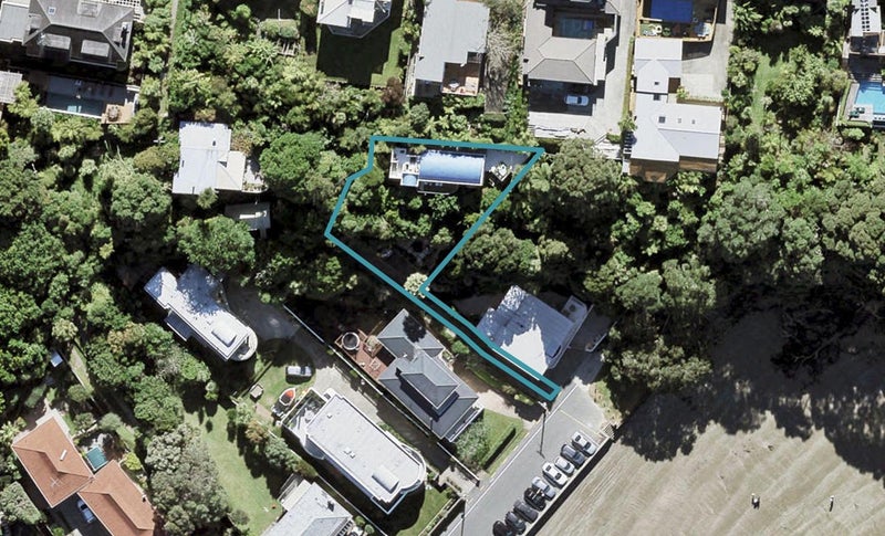 35A Manly Esplanade, Browns Bay, Auckland - Carousel 1