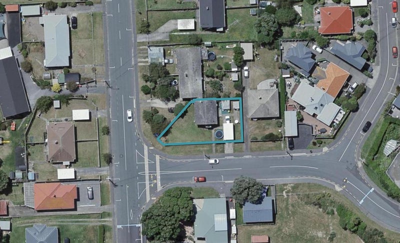 1 Kinghorne Street, Strathmore Park, Wellington - Carousel 1