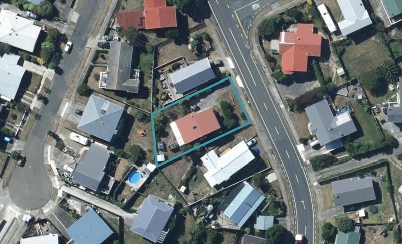 23 Gloaming Hill, Titahi Bay, Porirua - Carousel 1