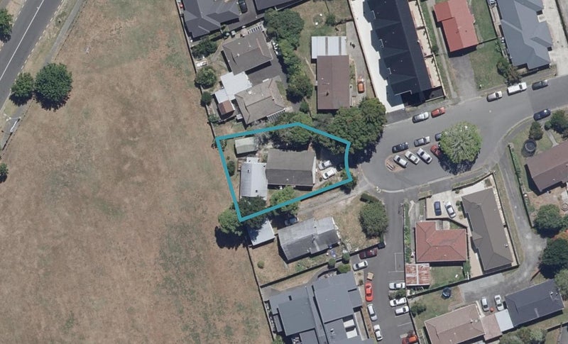20A Inverness Avenue, Hamilton East, Hamilton - Carousel 1