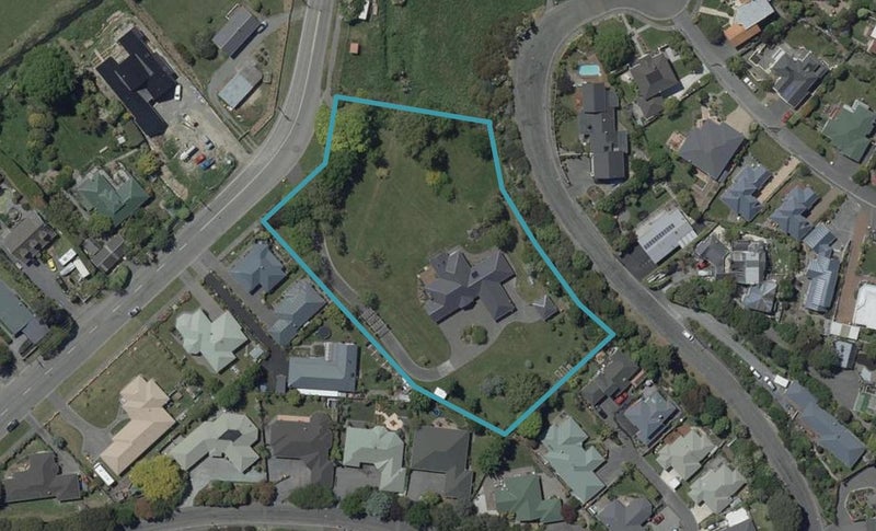 349 Cashmere Road, Westmorland, Christchurch - Carousel 1