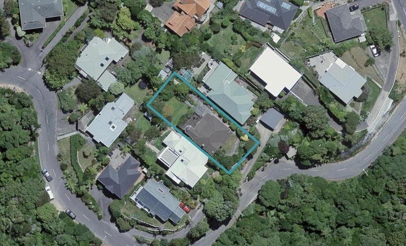 49 Trelissick Crescent, Ngaio, Wellington - Carousel 1