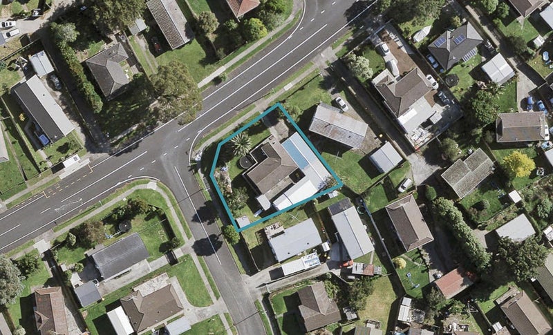 15 Hyperion Drive, Randwick Park, Auckland - Carousel 1