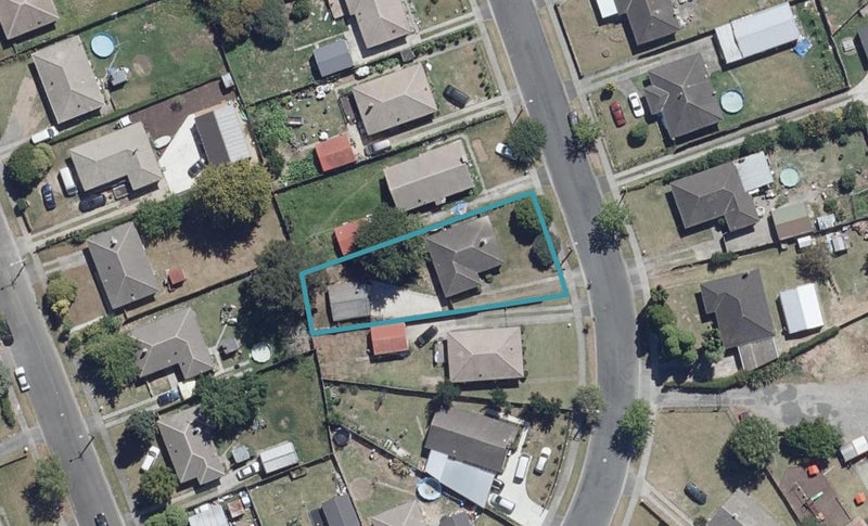 31 Tennyson Road, Enderley, Hamilton - Carousel 1
