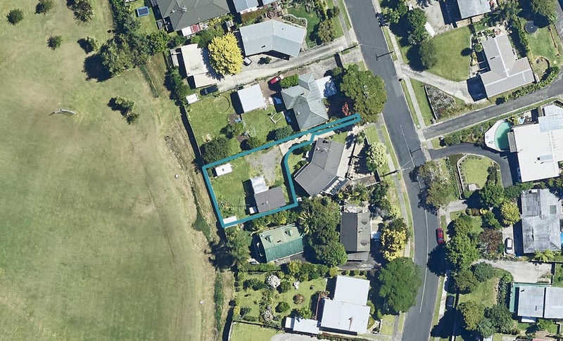 30A Carlton Street, Bellevue, Tauranga - Carousel 1
