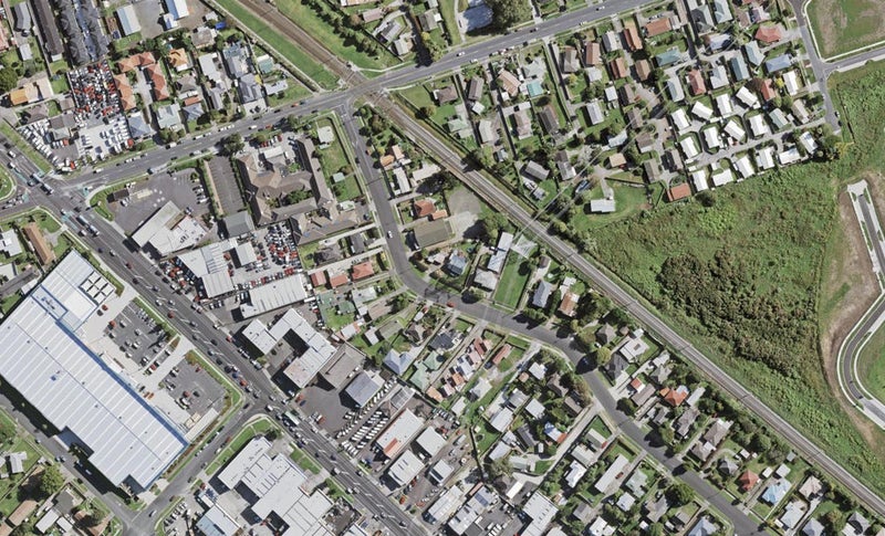10 Takanini Road, Takanini, Auckland - Carousel 1