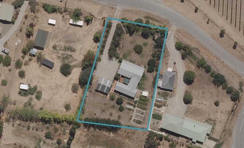 41 Domain Road, Bannockburn, Cromwell - Carousel 1