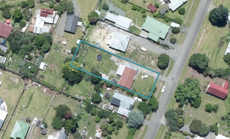 8 Carroll Street, Frasertown, Wairoa - Carousel 1