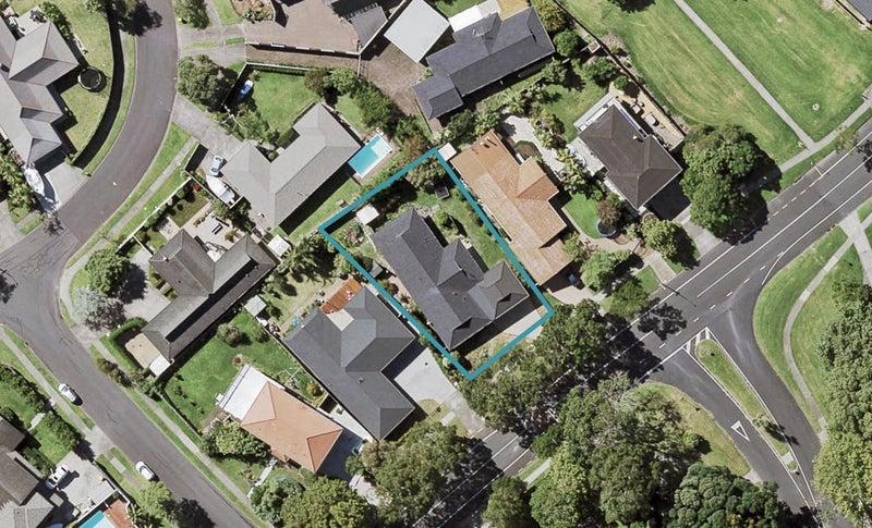 143 Fisher Parade, Sunnyhills, Auckland - Carousel 1