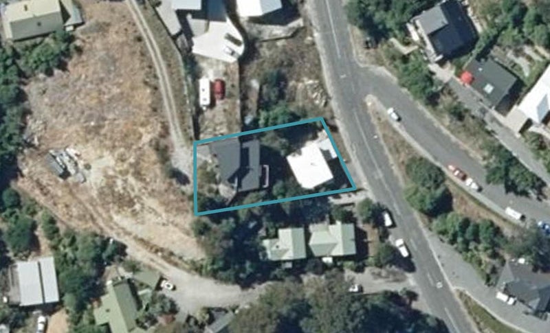 21 Williams Street, Sunshine Bay, Queenstown - Carousel 1