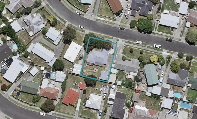 66 Wynyard Crescent, Tamatea, Napier - Carousel 1