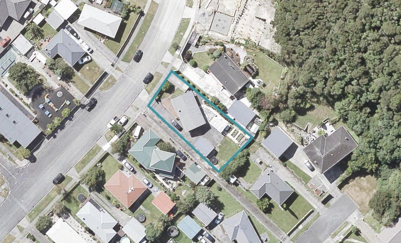 72 Meremere Street, Wainuiomata, Lower Hutt - Carousel 1