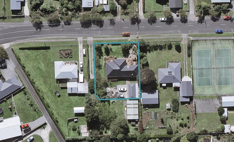 528 Manutahi Road, Lepperton, New Plymouth - Carousel 1