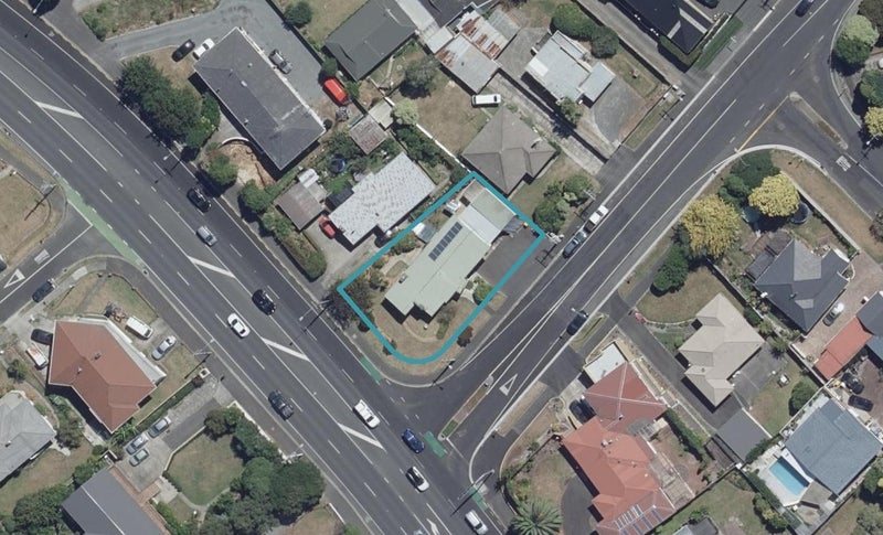 1 Beerescourt Road, Beerescourt, Hamilton - Carousel 1