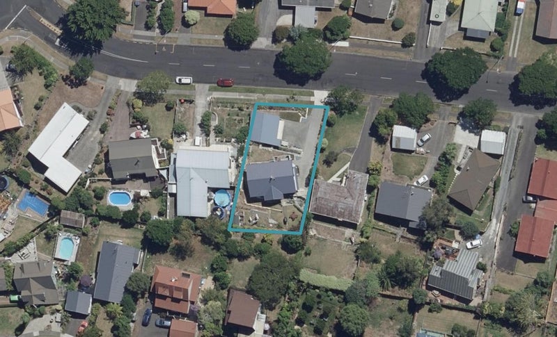 83 Bremworth Avenue, Dinsdale, Hamilton - Carousel 1