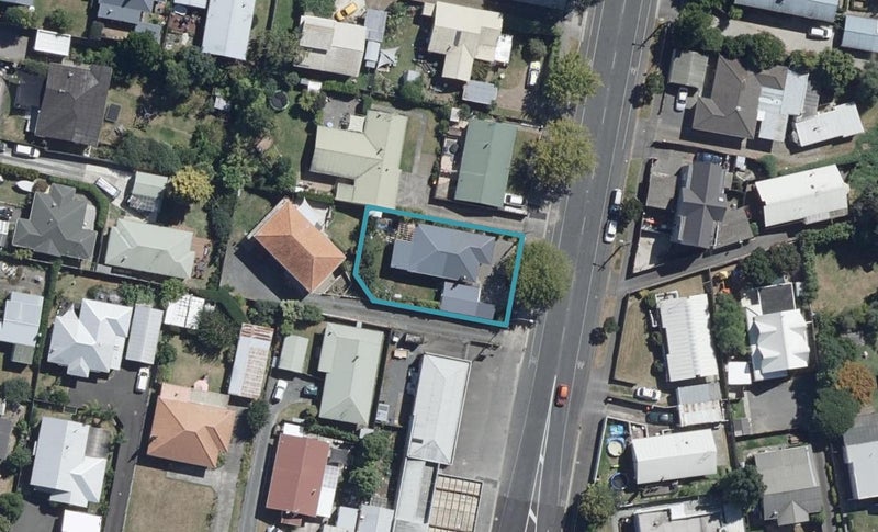 214 Maeroa Road, Maeroa, Hamilton - Carousel 1