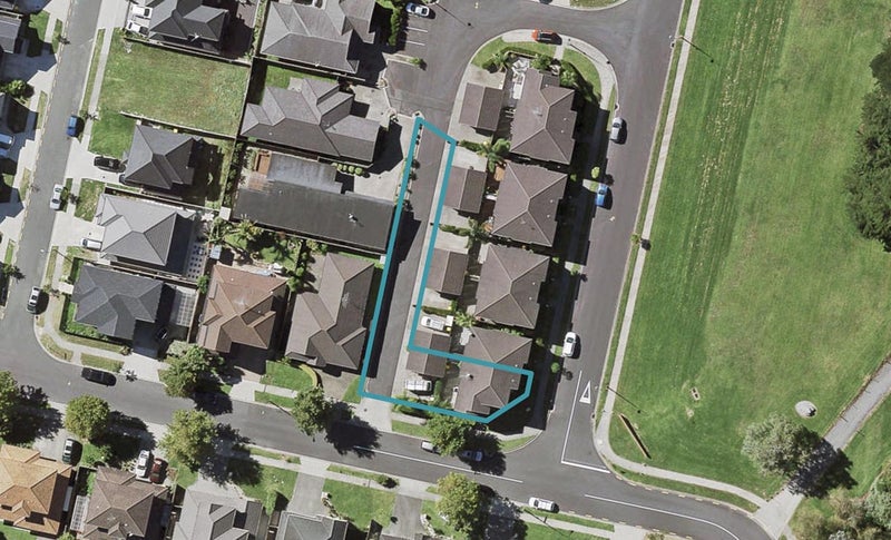 75 Coachman Drive, Flat Bush, Auckland - Carousel 1