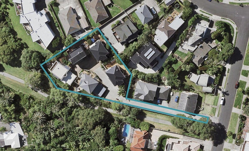 2/7 Ngake Street, Orakei, Auckland - Carousel 1