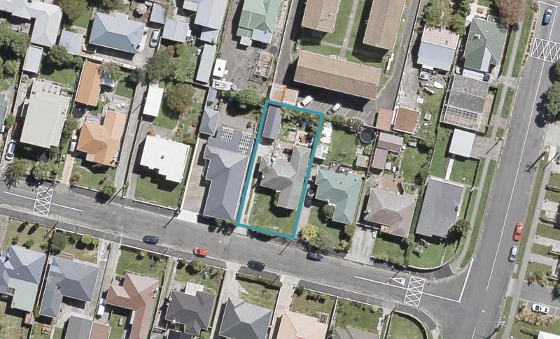17 Meadows Avenue, Waiwhetu, Lower Hutt - Carousel 1