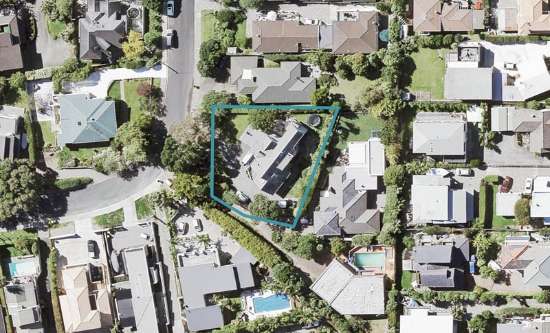 23 Garadice Road, Rothesay Bay, Auckland - Carousel 1