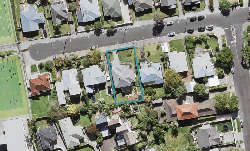 36 Monaghan Avenue, Mount Albert, Auckland - Carousel 1