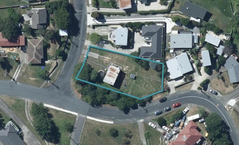 41 Mexted Crescent, Rānui, Porirua - Carousel 1