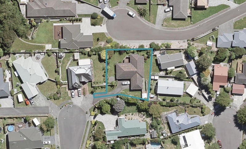20 Carlow Grove, Birchville, Upper Hutt - Carousel 1