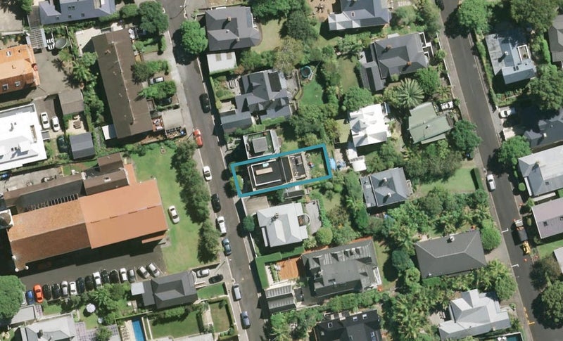 27 Arthur Street, Freemans Bay, Auckland - Carousel 1