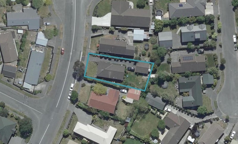 258 Queenspark Drive, Parklands, Christchurch - Carousel 1